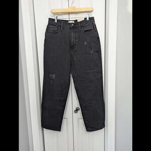Universal Thread Goods NWT Women's Size 8/29 Vintage Straight Black Jeans
